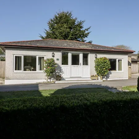 Holiday home Lower Brambleside Truro