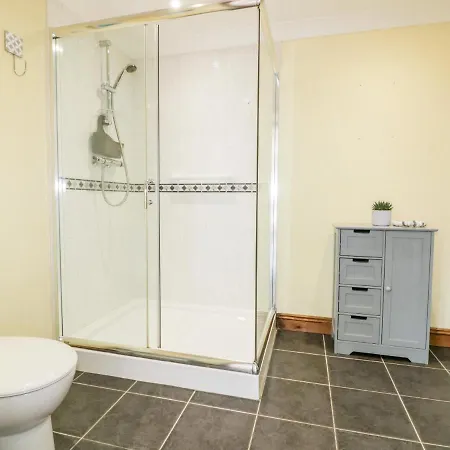 Lower Brambleside Holiday home